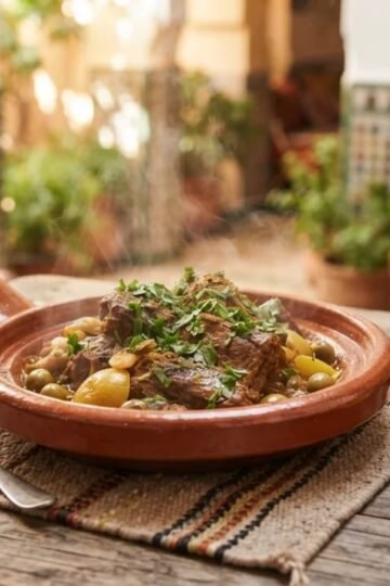 Les secrets du tajine d'agneau aux pruneaux pour vos soirées festives